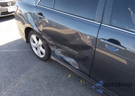 2010 Toyota Camry Se V6 z USA, uszkodzony, nr VIN 4T1BK3EK6AU100656